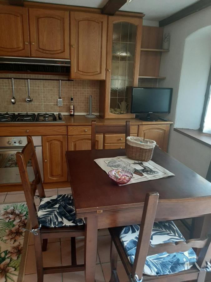 Casa Elena Διαμέρισμα Nus Εξωτερικό φωτογραφία